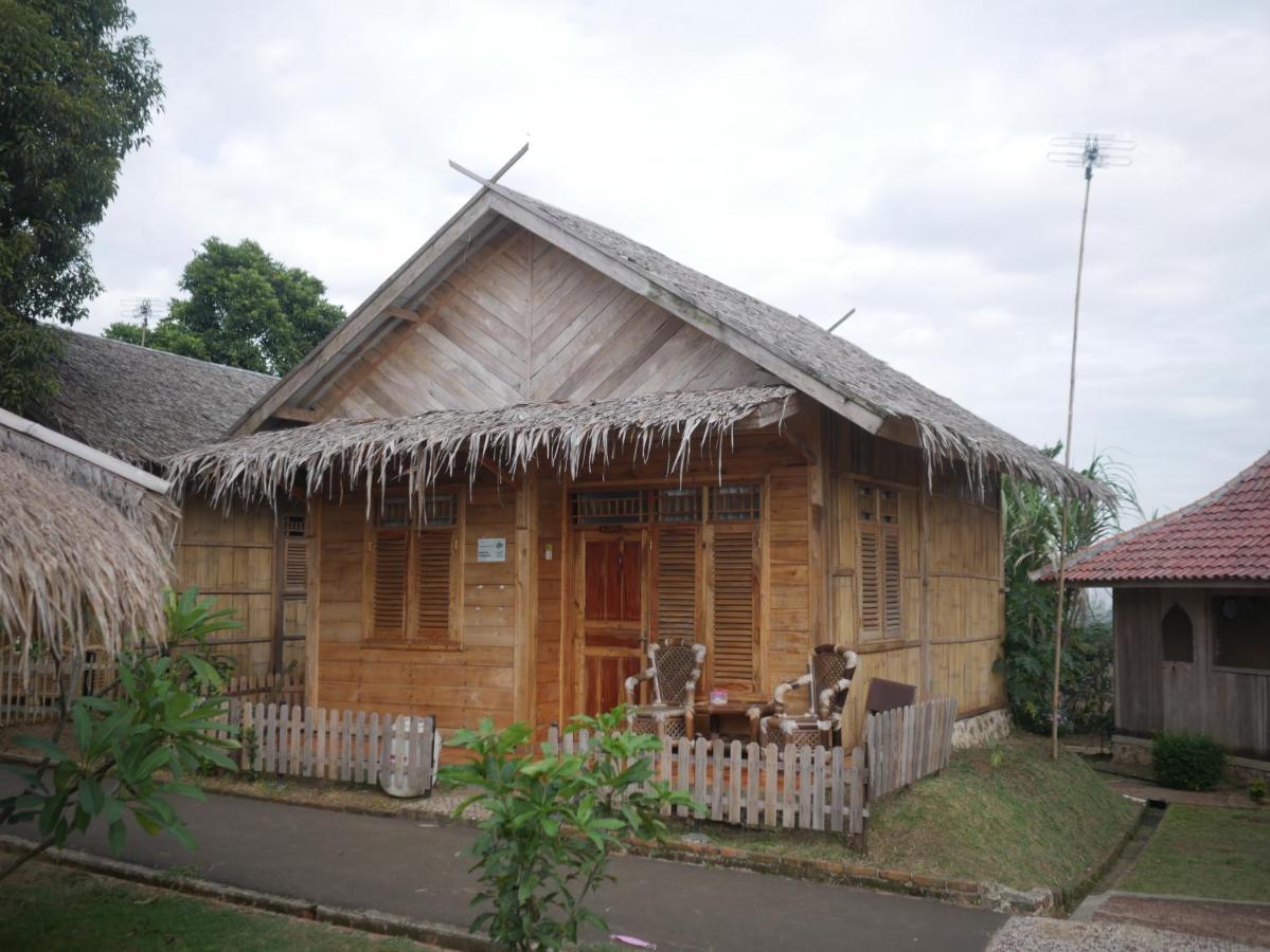 Gunung Dago Resort Bogor Syariah Extérieur photo